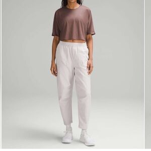 Lululemon lab Stretch Woven High-Rise Pant 26" sz 4 Light Chrome